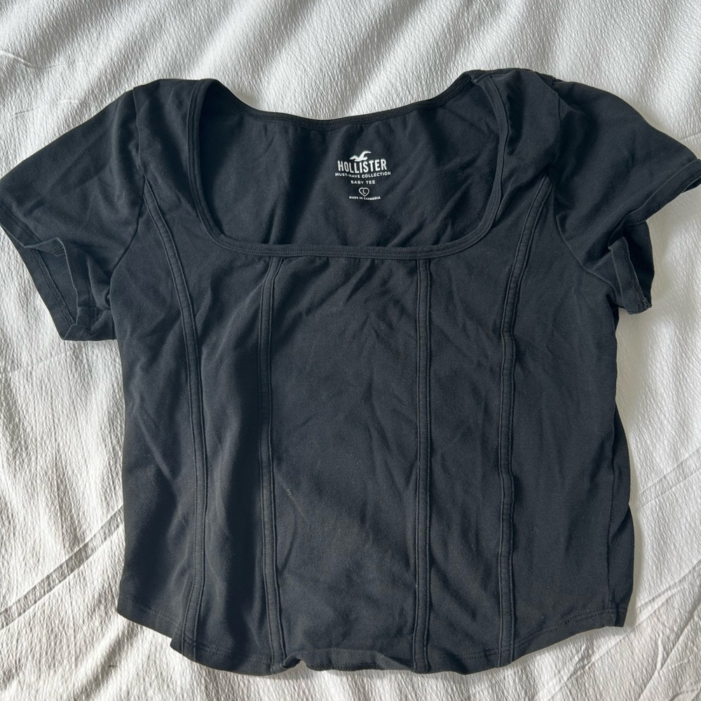 L hollister corset baby tee